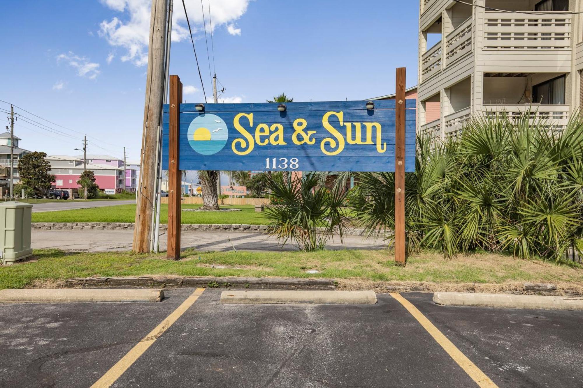 Sea & Sun 204 By Collection *